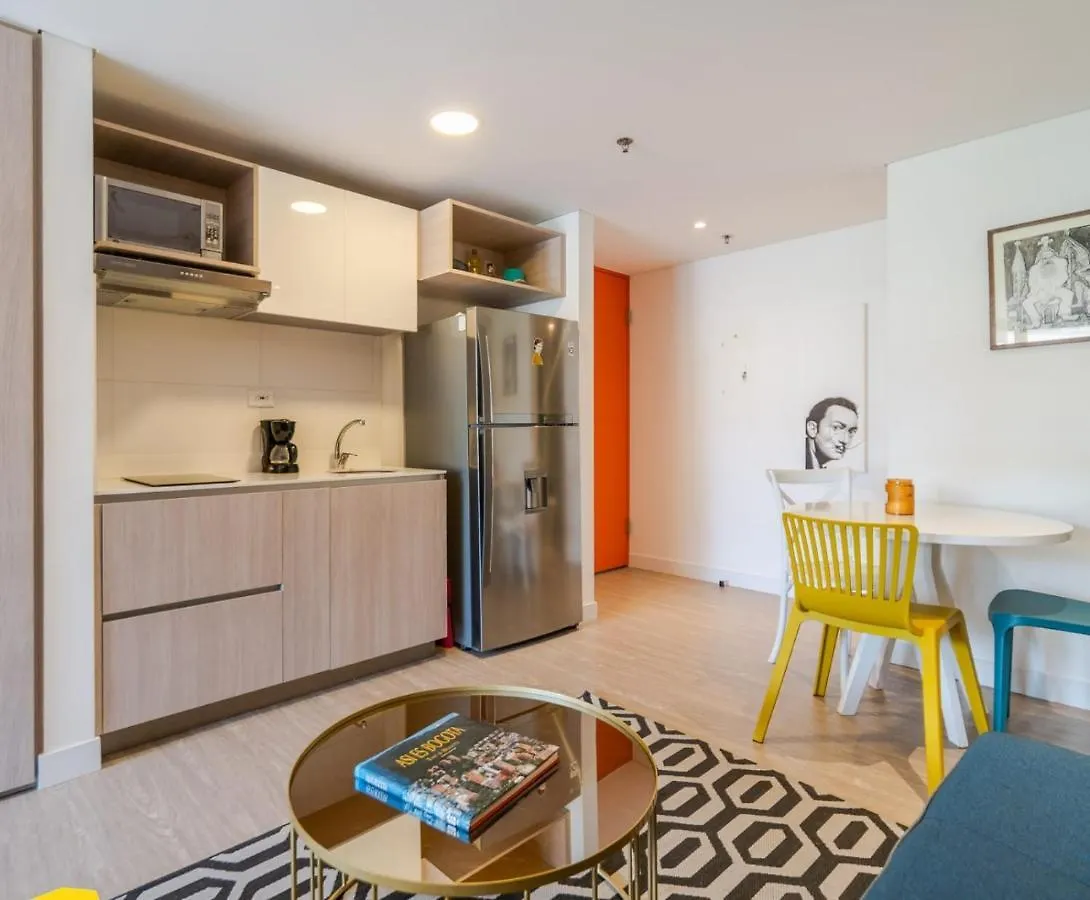 Iluminado Y Moderno Apartaestudio Boho Chic/Balcon Apartment Bogota 0*,  Colombia